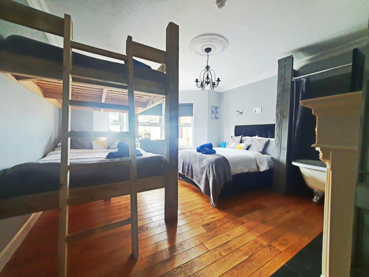California Lodge ポーツチュワート エクステリア 写真